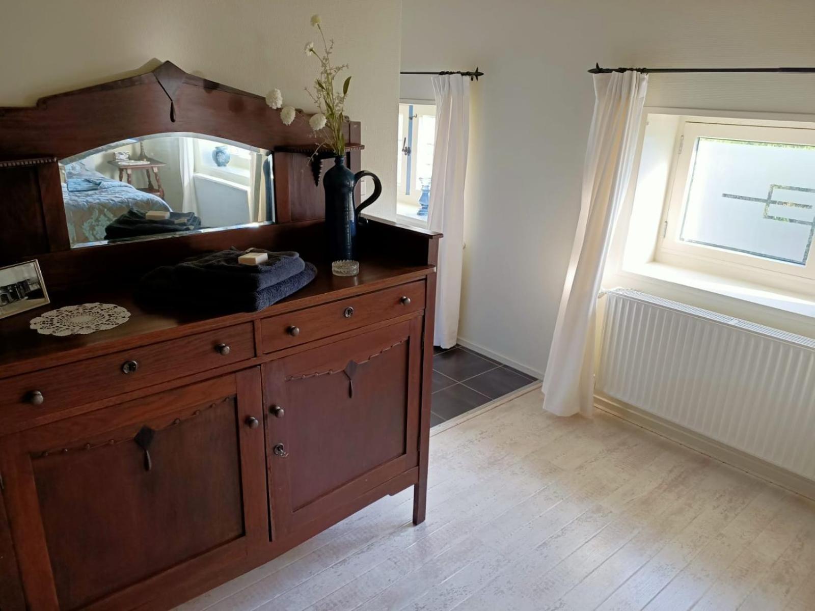 Bed and Breakfast Bij De Friesche Poort Bourtange Pokoj fotografie